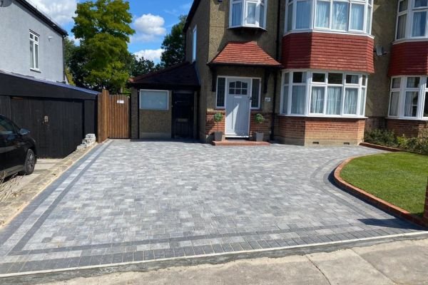 Residential Epoxy Flooring - Quality Check in Sutherland Shire